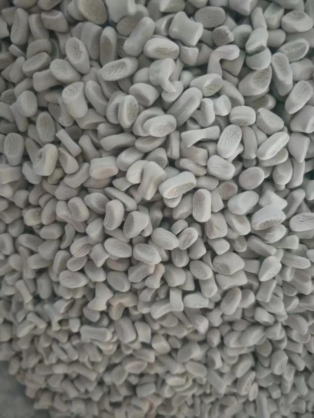 吹膜(mo)塑料消(xiao)泡劑（塑(su)料消泡(pao)母料）整(zheng)車出，分(fen)散