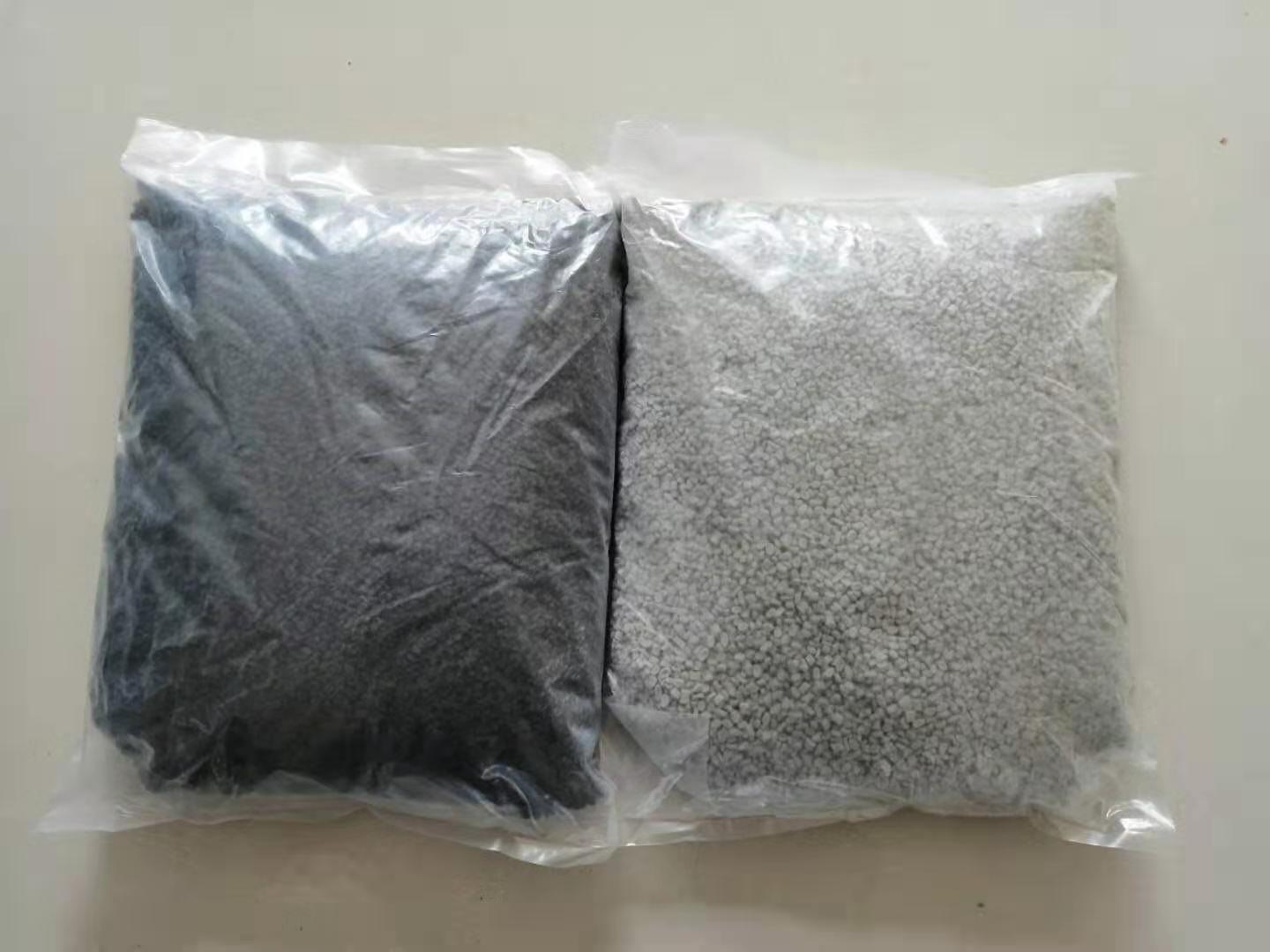 注(zhu)塑級塑料(liao)消泡母料(liao)和黑色母(mu)粒整車出(chu)